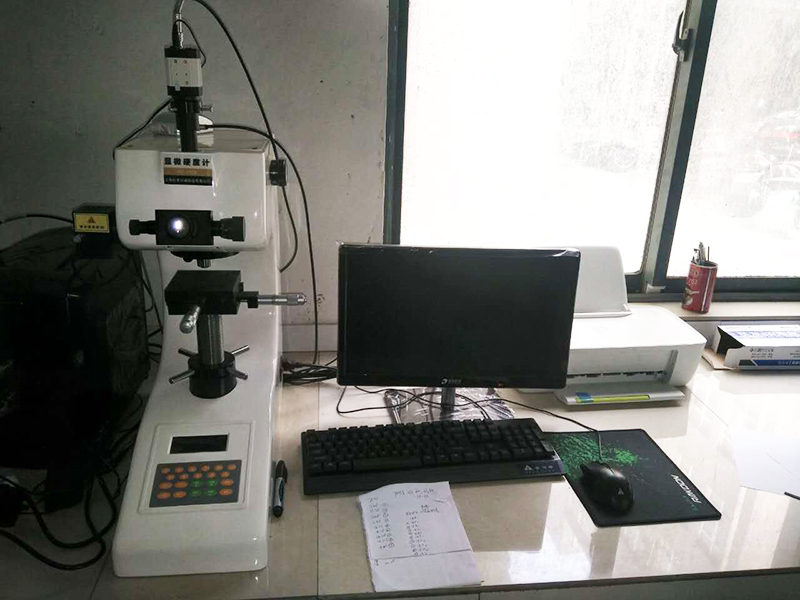 显微硬度计