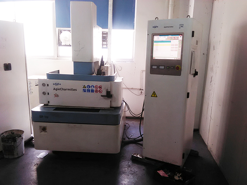 阿奇夏米尔电火花